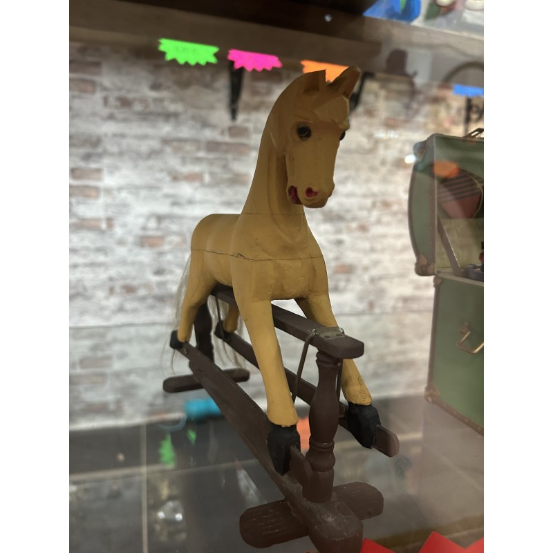 CABALLO BALANCIN ANTIGUO