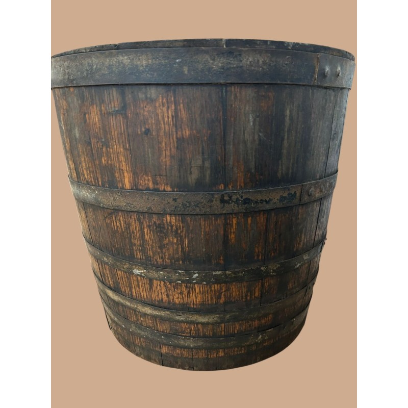 MEDIO BARRIL DE VINO
